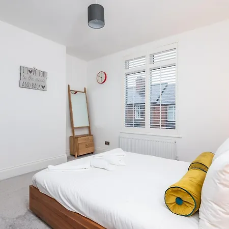 Feriehus Bright Modern Family House 15 Mins To Central York